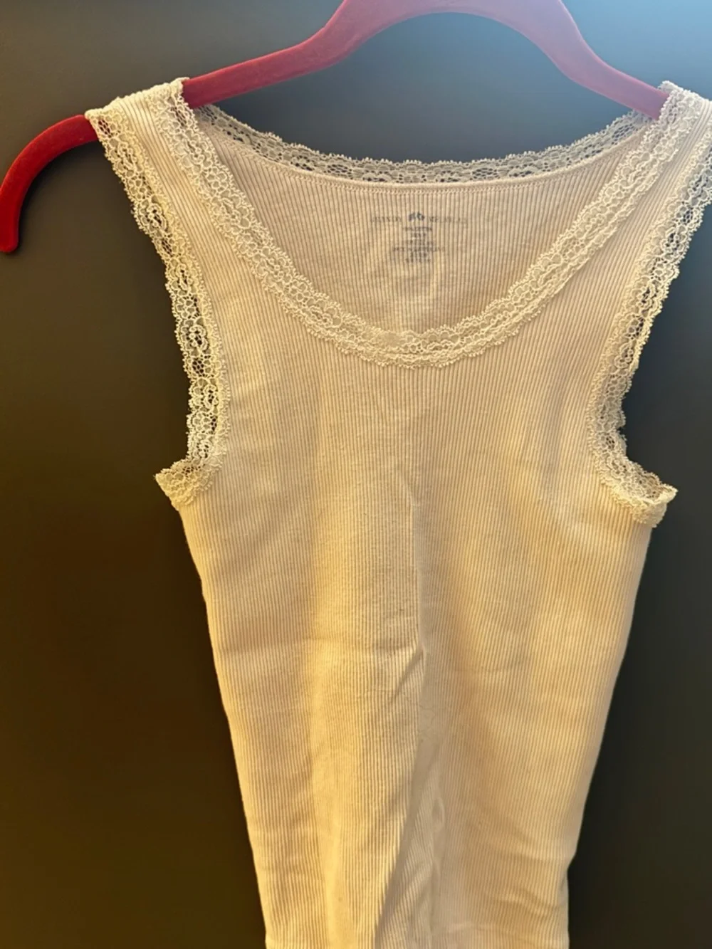 Brandy Melville Pink Lace-Trim Tank - Picture 2 of 3